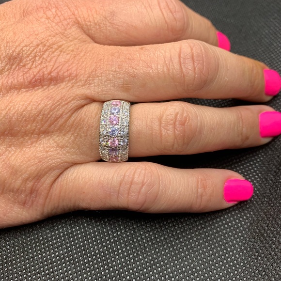 925 Sterling Silver Round Rings for Women - Picture 2 of 8